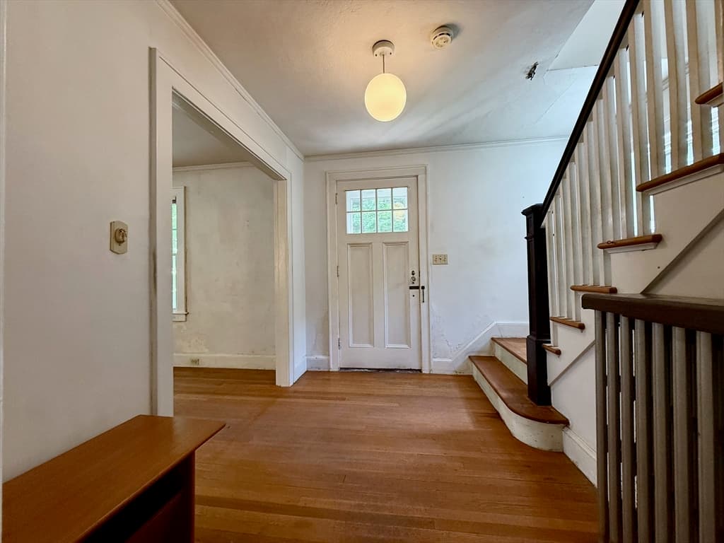 39 Hillside Rd, Northampton MA 01060 photo 2
