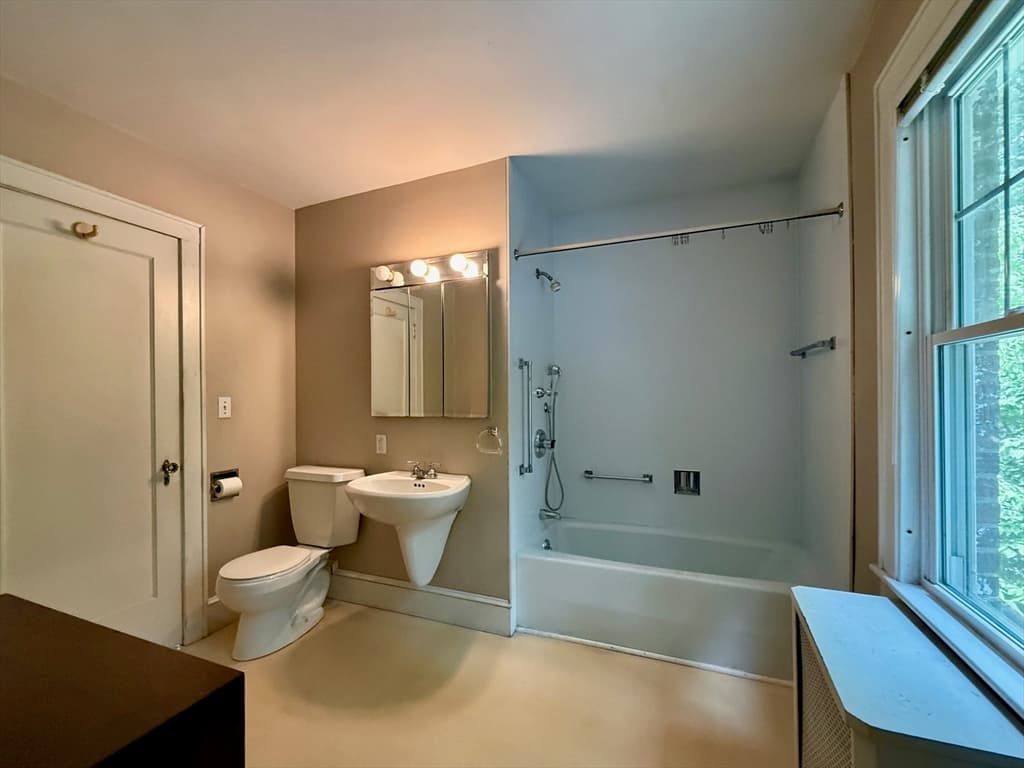 39 Hillside Rd, Northampton MA 01060 photo 20