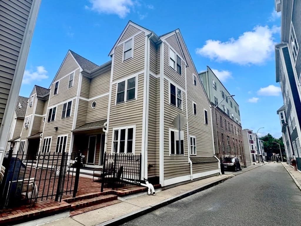 122 West Seventh St, Boston MA 02127 photo 30