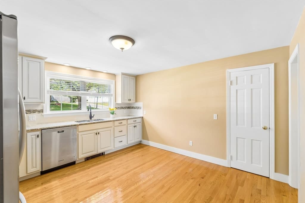 71 Hillcrest Road, Marlborough MA 01752 photo 23