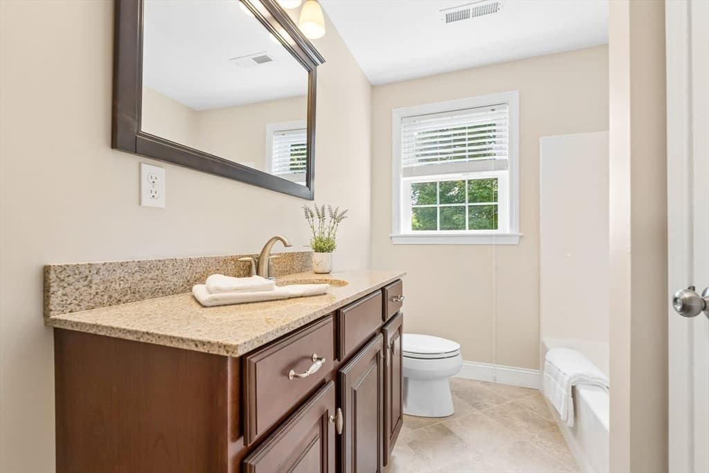 71 Hillcrest Road, Marlborough MA 01752 photo 17