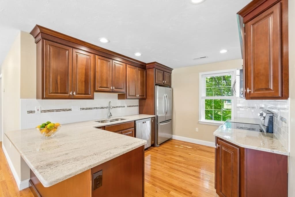 71 Hillcrest Road, Marlborough MA 01752 photo 7