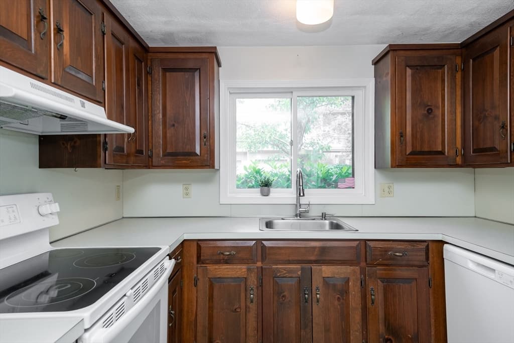 401 Colonial Drive # 16, Ipswich MA 01938 photo 6