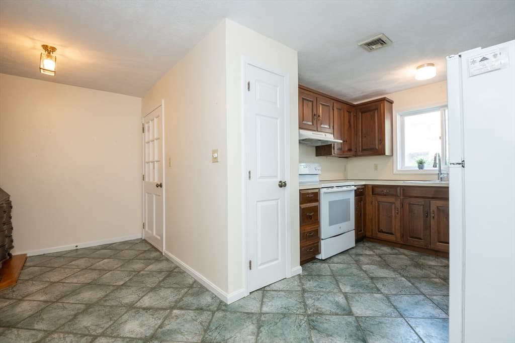 401 Colonial Drive # 16, Ipswich MA 01938 photo 9