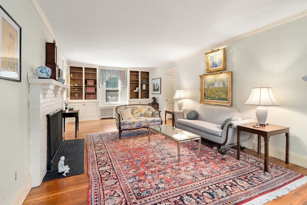 7 Grantland Rd, Wellesley MA 02481 photo 5