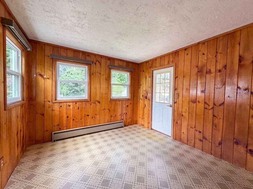 17 Monarch St, Lowell MA 01854 photo 13