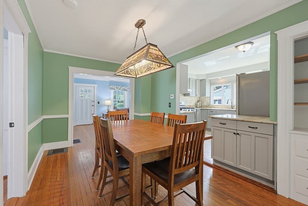 57 Pine Cir, Weymouth MA 02190 photo 12
