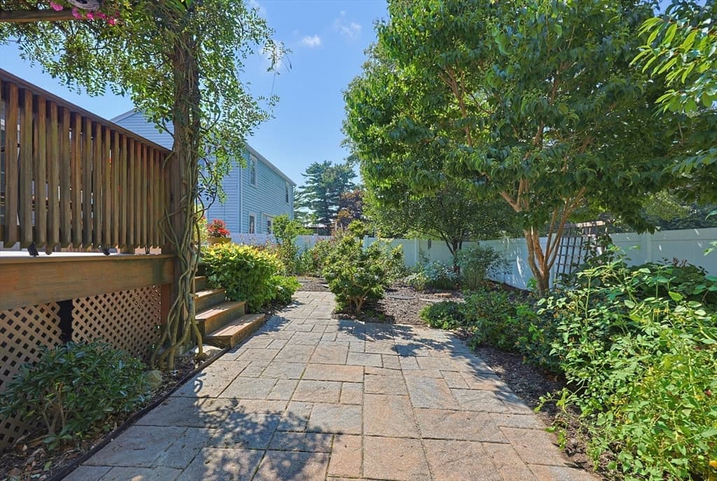 57 Pine Cir, Weymouth MA 02190 photo 36