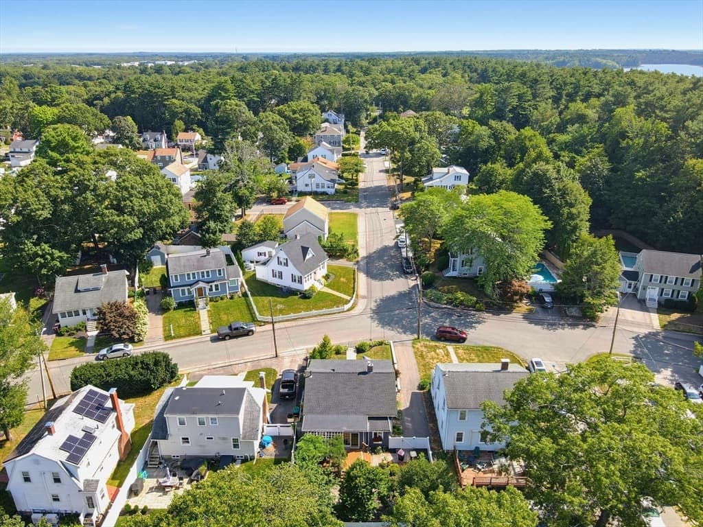57 Pine Cir, Weymouth MA 02190 photo 38