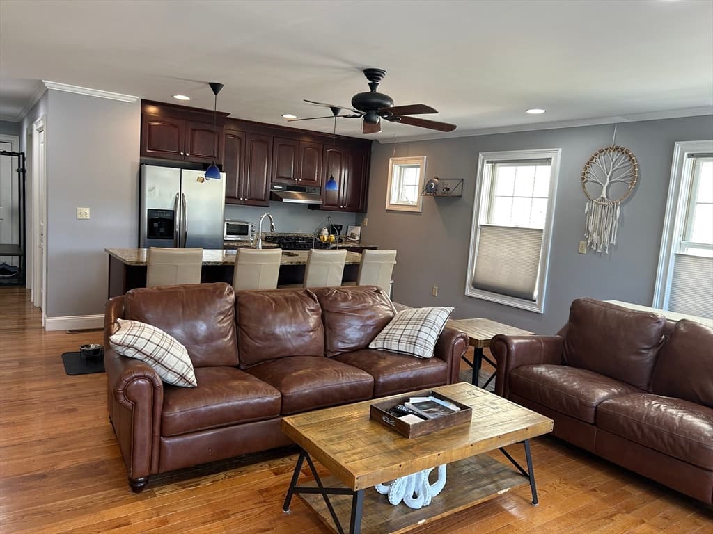 13 1/2 Merrimac St # 1, Amesbury MA 01913 photo 2