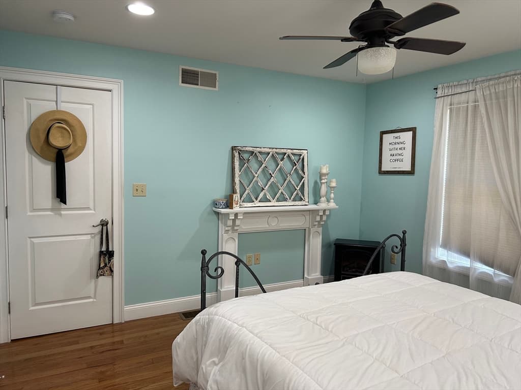 13 1/2 Merrimac St # 1, Amesbury MA 01913 photo 8