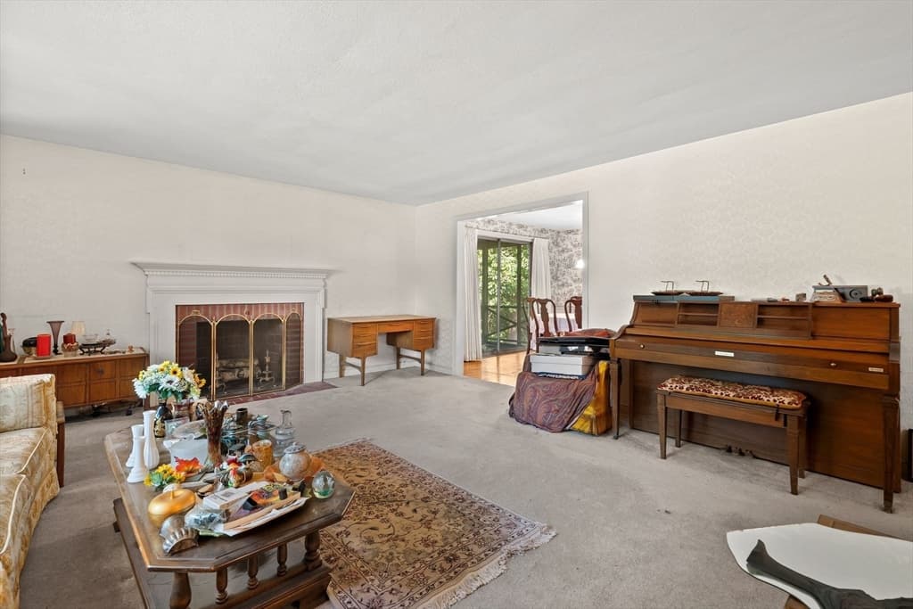 8 Dana Rd, Bedford MA 01730 photo 6