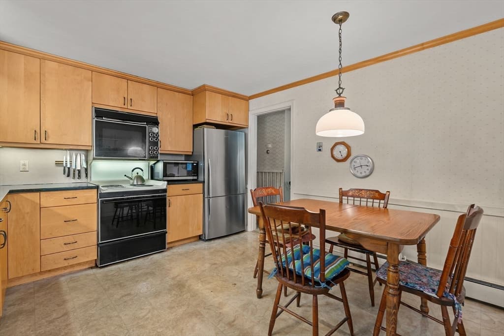 8 Dana Rd, Bedford MA 01730 photo 10