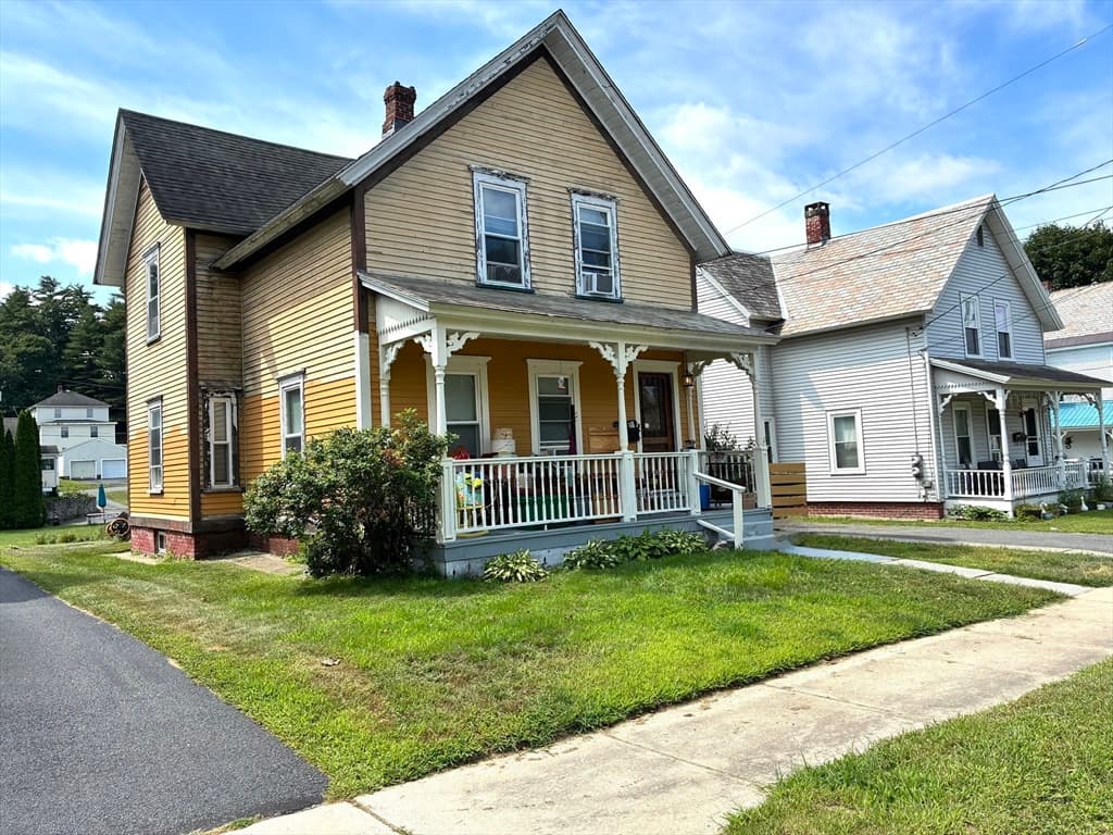 16 Chestnut St, Montague MA 01376 photo 2