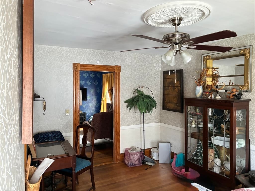 16 Chestnut St, Montague MA 01376 photo 6