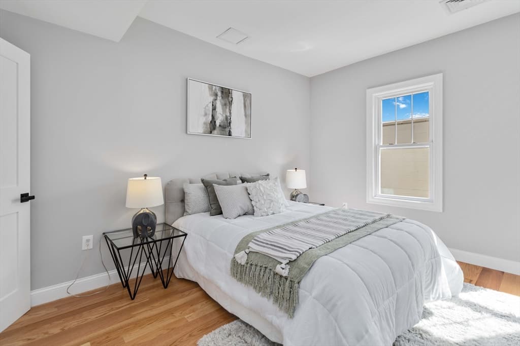 20 Alston St # 20, Somerville MA 02143 photo 2