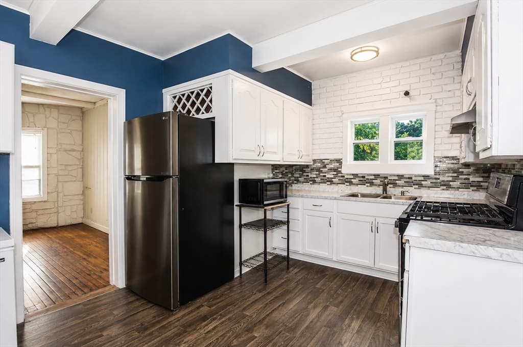 8 Trafton St, Chicopee MA 01013 photo 7