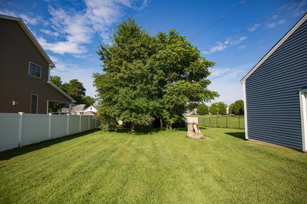 8 Trafton St, Chicopee MA 01013 photo 34