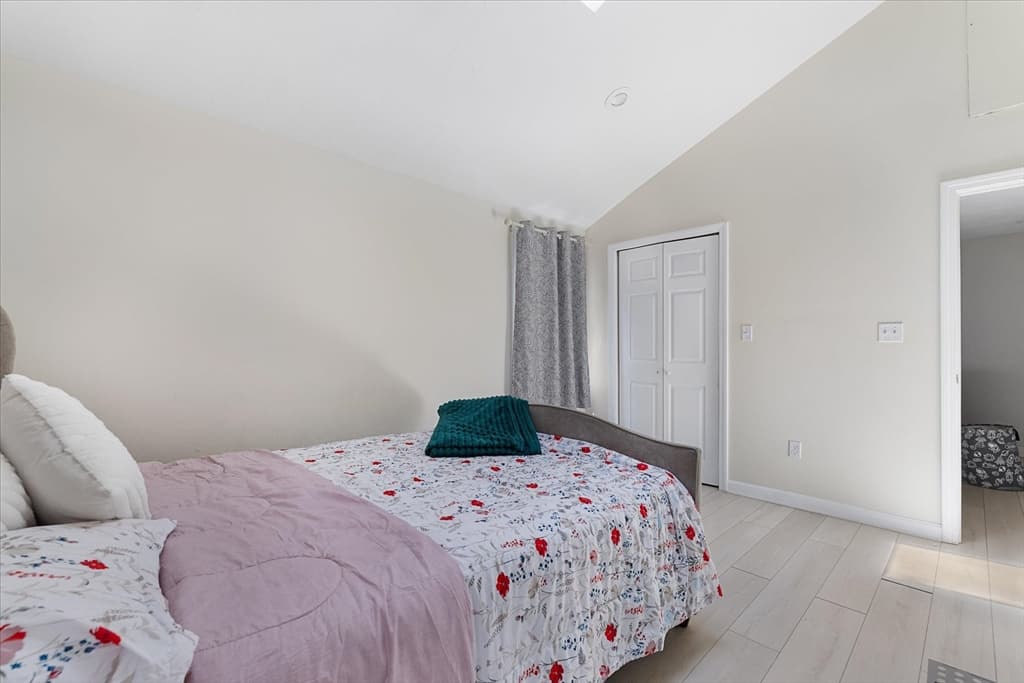 9 Ansonia Rd # A, Worcester MA 01605 photo 20