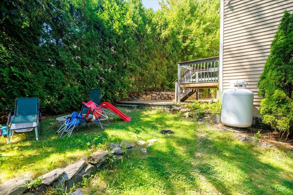 9 Ansonia Rd # A, Worcester MA 01605 photo 4
