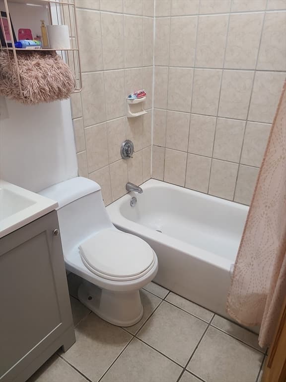 455 Washington St, Haverhill MA 01832 photo 2