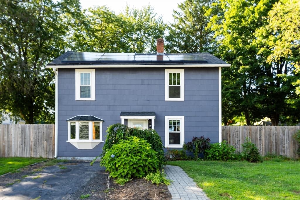 63 Central St, West Brookfield MA 01585 photo 2