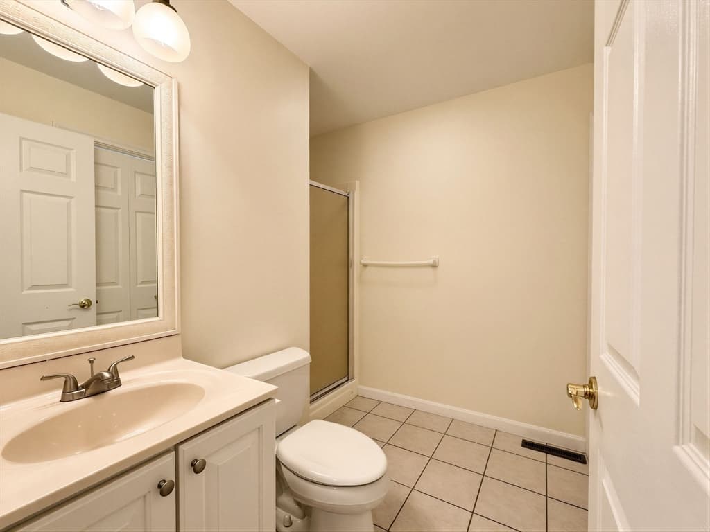 417 Alvord Place # 417, South Hadley MA 01075 photo 27