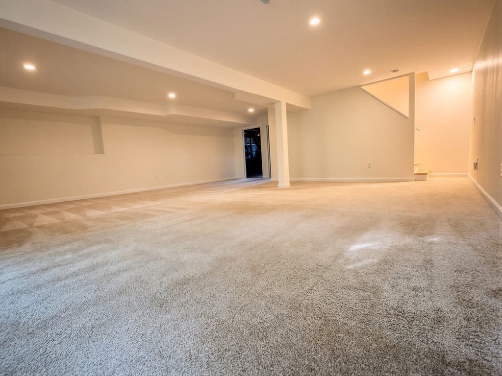 417 Alvord Place # 417, South Hadley MA 01075 photo 32