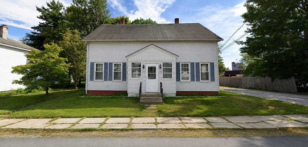 19- 21 East St, Winchendon MA 01475