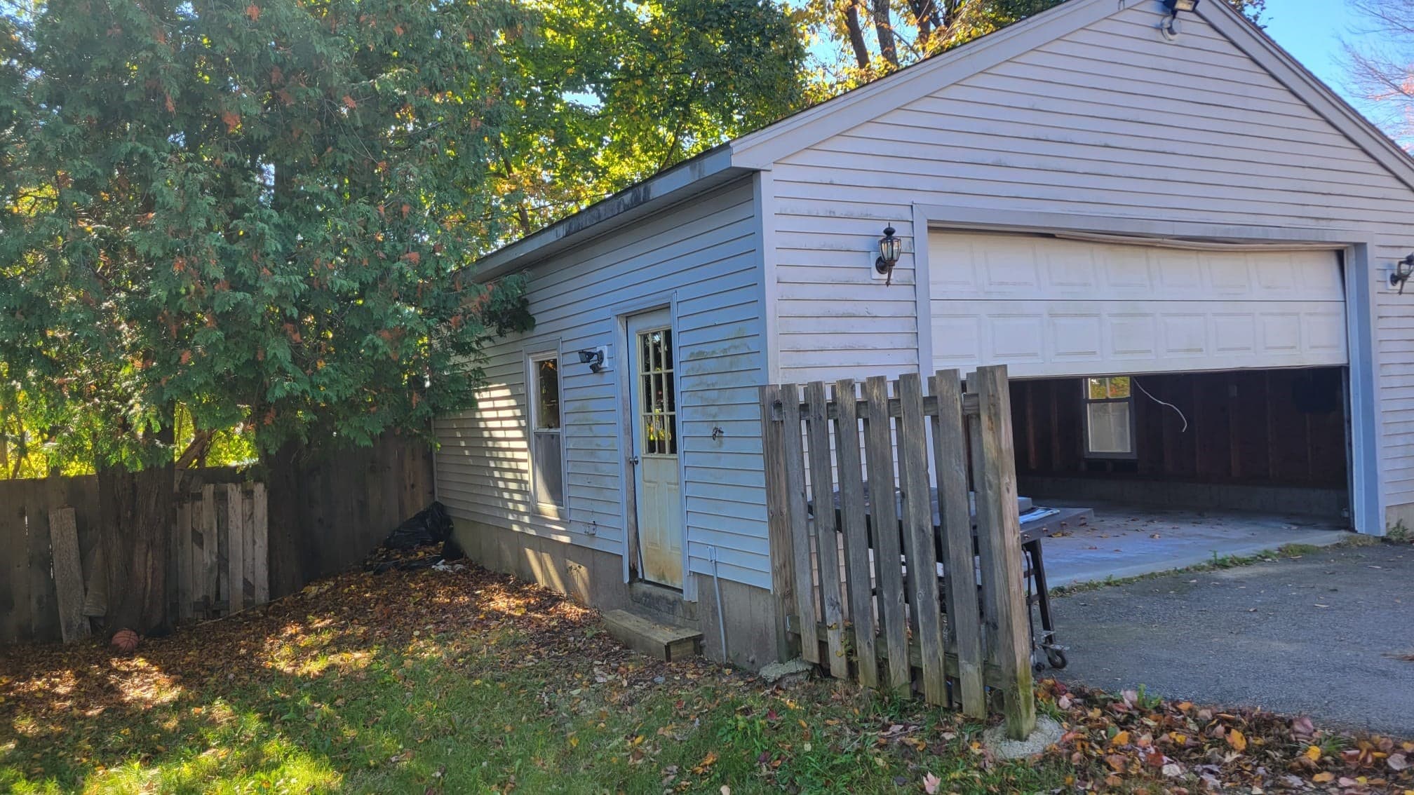 2 Family - 2 Units Side by Side at 19- 21 East St, Winchendon MA 01475, photo 18 of 33
