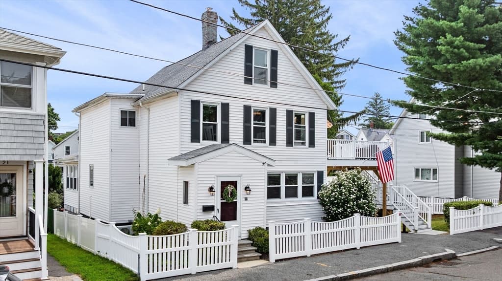 19 George St, Malden MA 02148 photo 2