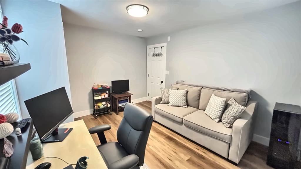 54 State St, Marlborough MA 01752 photo 5