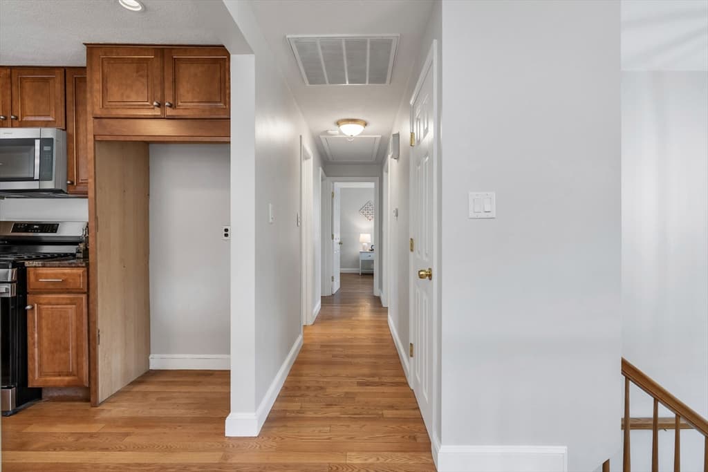 36 Prouty Rd, Burlington MA 01803 photo 18