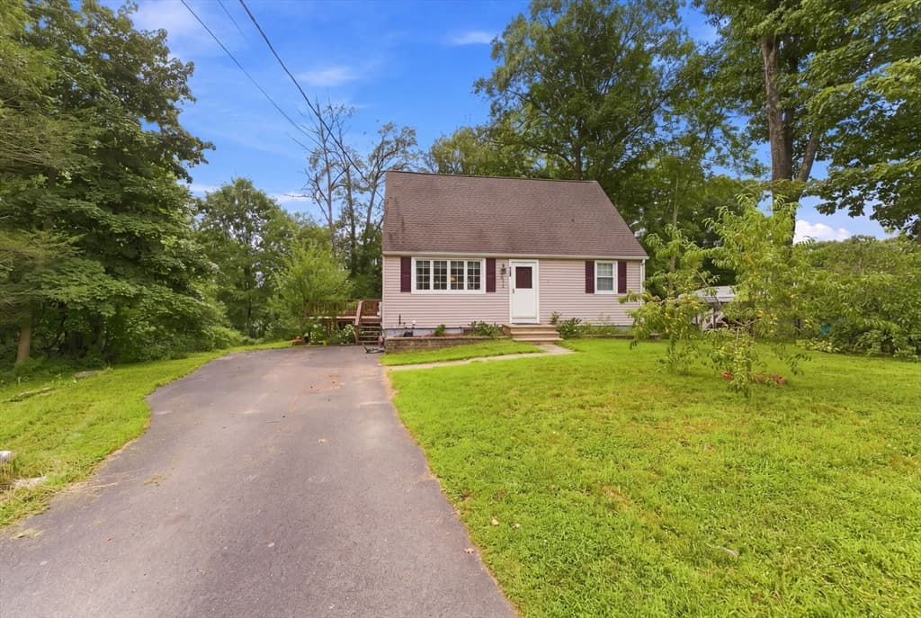 119 City Depot Rd, Charlton MA 01507 photo 2