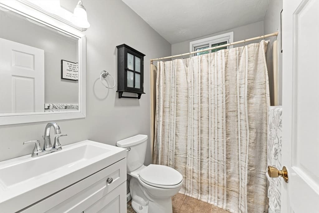 119 City Depot Rd, Charlton MA 01507 photo 15