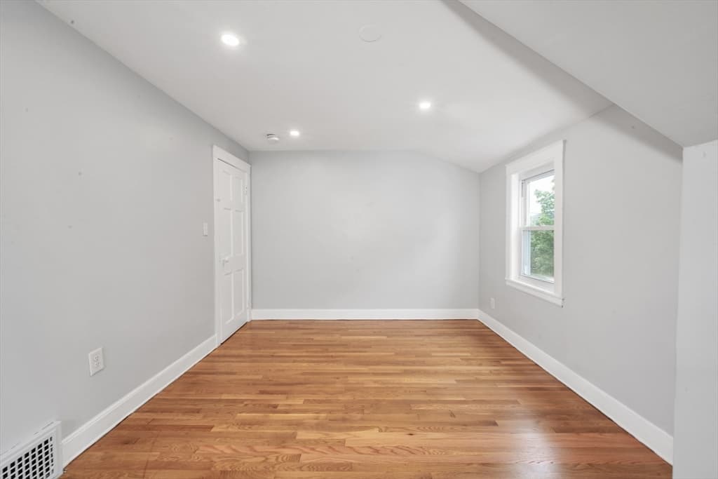 74-76 Whiton Ave, Quincy MA 02169 photo 24