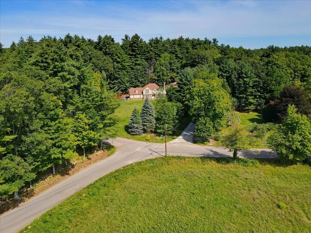 95 Jewett St, Pepperell MA 01463 photo 8