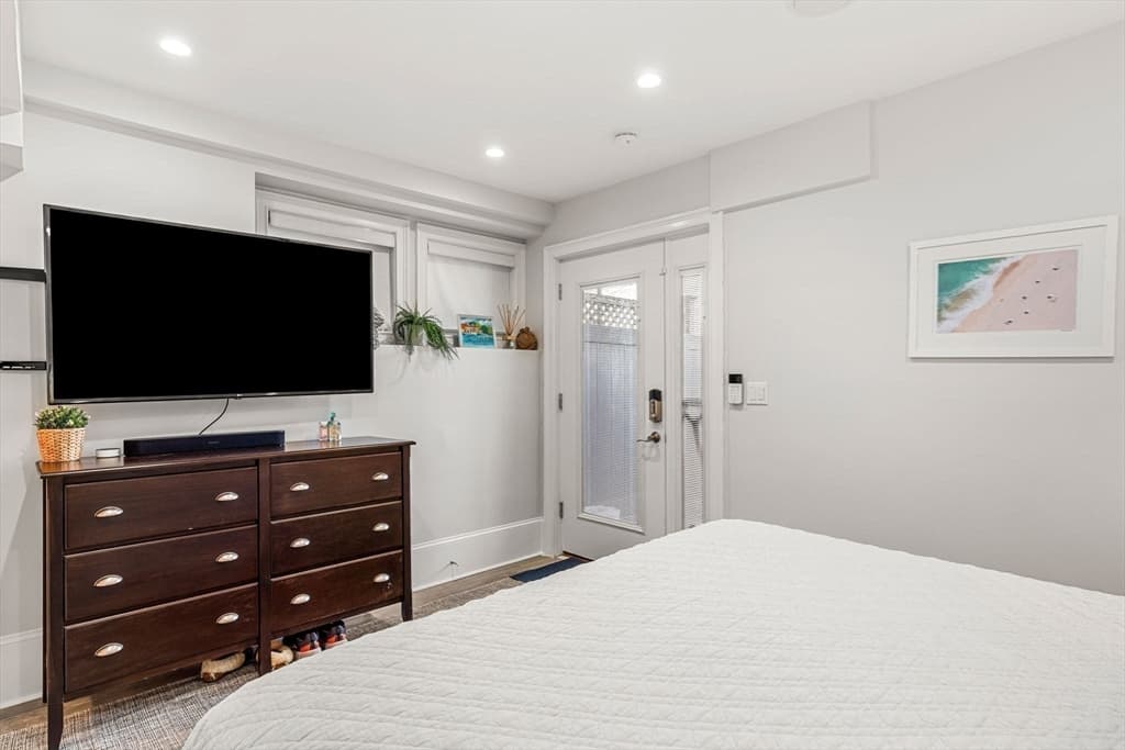 530 E Broadway # 1, Boston MA 02127 photo 10