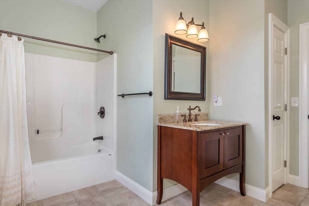 512 Fresh Meadow Ln, Dighton MA 02764 photo 23