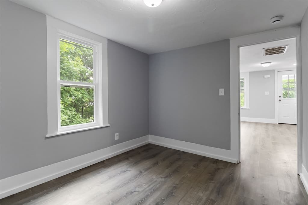 289-291 Providence Rd, Grafton MA 01560 photo 12