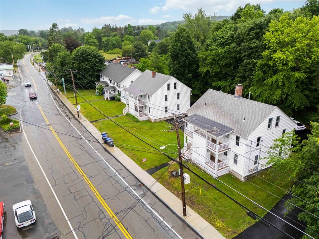 289-291 Providence Rd, Grafton MA 01560