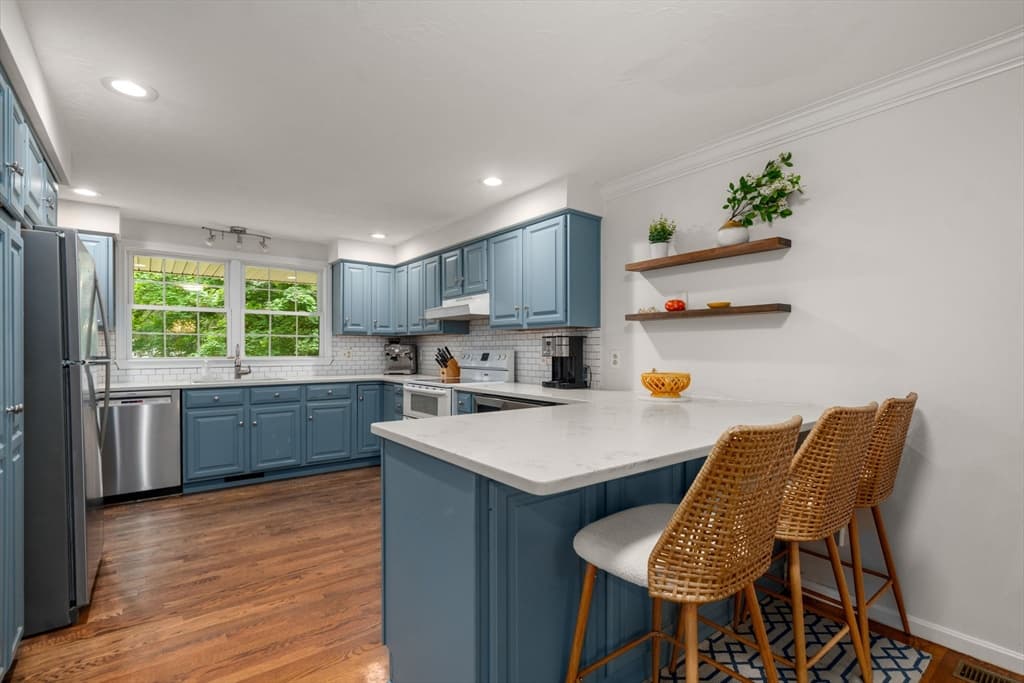 96 Grove, Shrewsbury MA 01545 photo 4