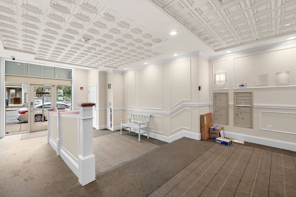 116-128 Rantoul Street # 210, Beverly MA 01915 photo 24