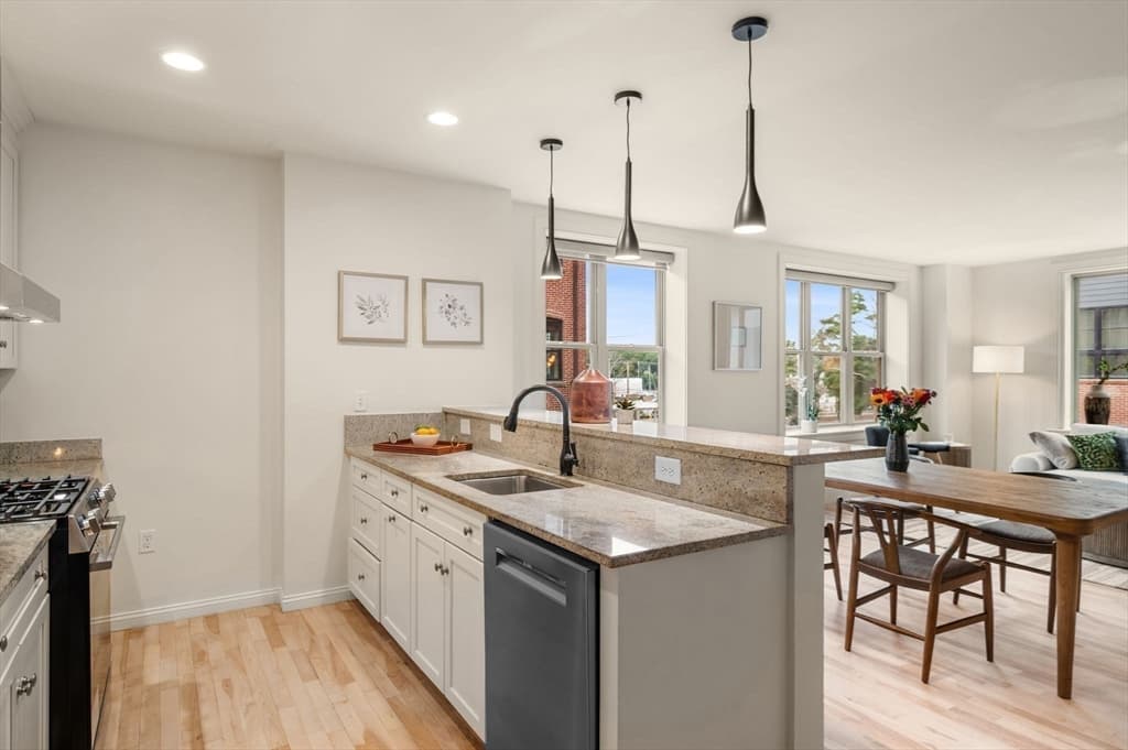 116-128 Rantoul Street # 210, Beverly MA 01915 photo 10