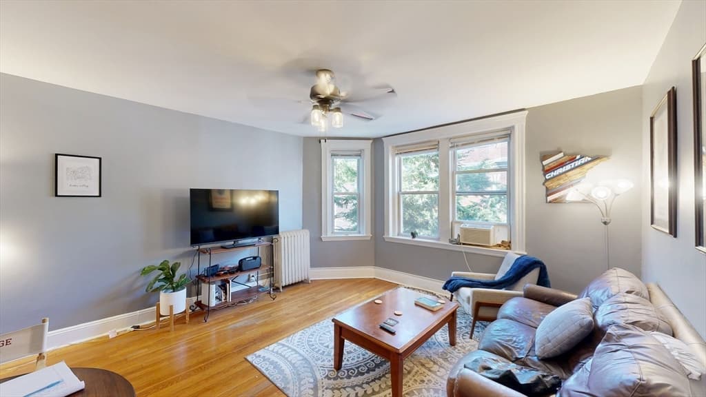 19 Short St # 6, Brookline MA 02446 photo 2