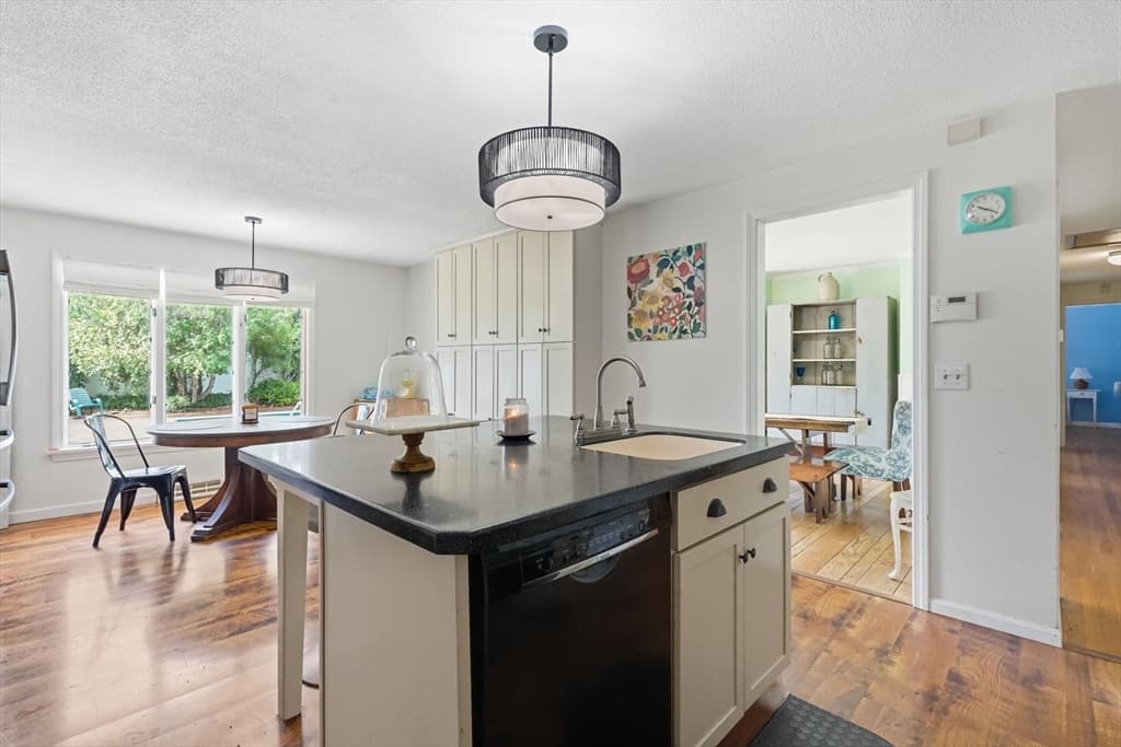 Single Family Residence at 169 Sandtrap Way, Chicopee MA 01020, Chicopee, photo 13 of 42