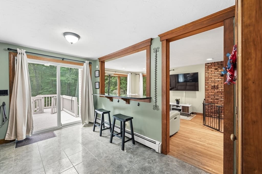 14 Nottingham Cir, Holden MA 01522 photo 10