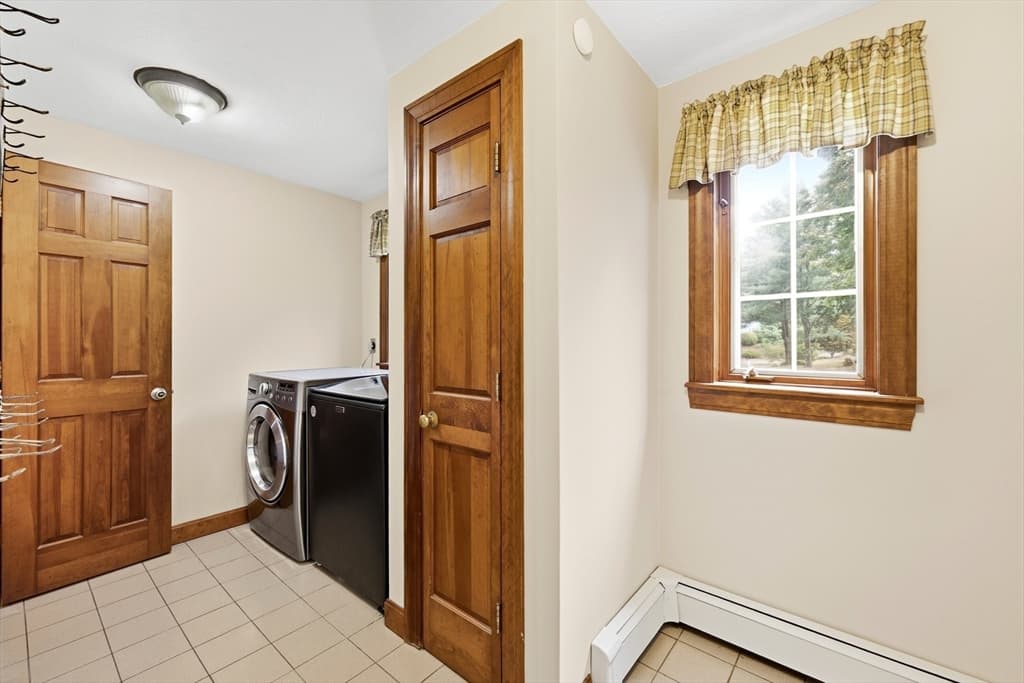 14 Nottingham Cir, Holden MA 01522 photo 15
