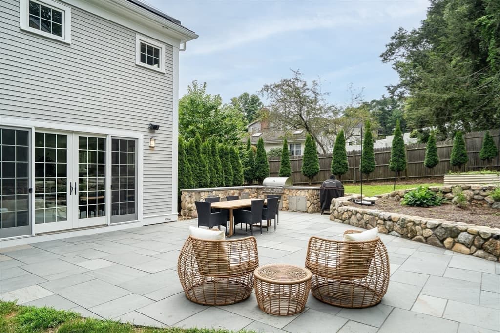 88 Woodbine Circle, Needham MA 02494 photo 31