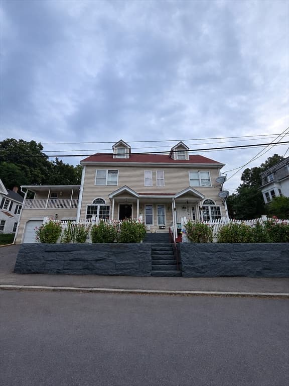 1 Goddard St, Fitchburg MA 01420